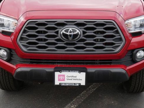 Certified 2021 Toyota Tacoma TRD Off-Road w/ Technology Package AWD/4WD image 9