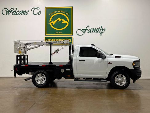 Used 2024 RAM 2500 Tradesman AWD/4WD image 9