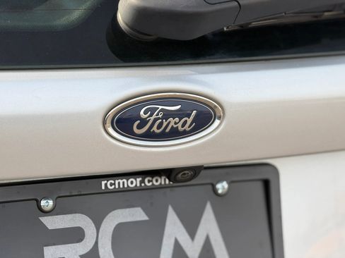 Used 2017 Ford Focus Titanium FWD image 12