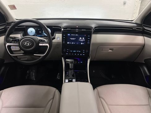 Used 2022 Hyundai Tucson SEL w/ Convenience + Premium Package FWD image 14