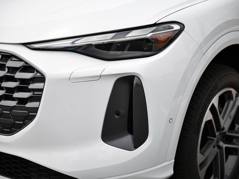 New 2026 Audi Q5 Premium AWD/4WD image 12