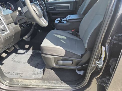 Used 2024 RAM 1500 Classic SLT image 19