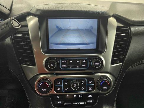 Used 2020 Chevrolet Suburban LS RWD image 26