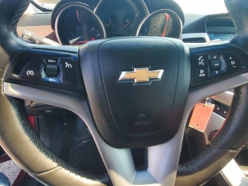 Used 2011 Chevrolet Cruze LT image 16