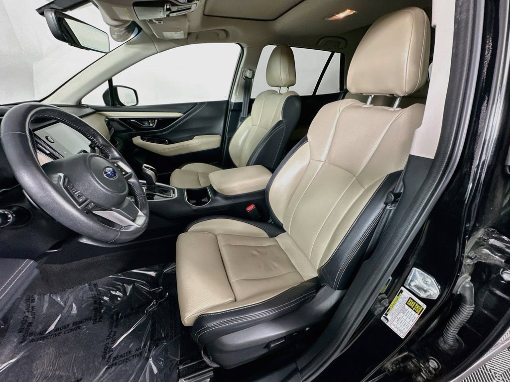 Used 2021 Subaru Outback Limited AWD/4WD image 29