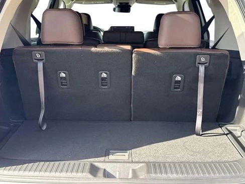 New 2026 Honda Pilot Touring image 27