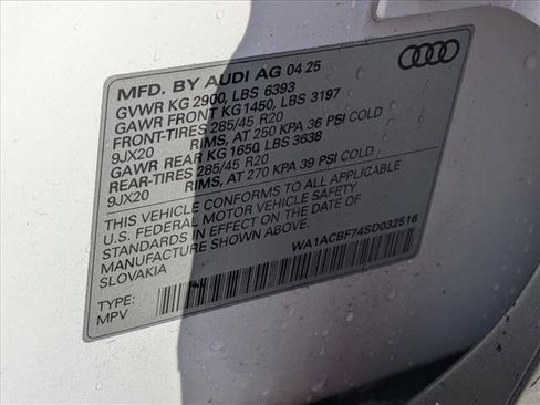 Used 2025 Audi Q7 2.0T Premium w/ Convenience Plus Package image 15