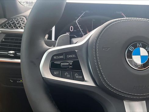 Used 2026 BMW X5 xDrive40i w/ M Sport Package AWD/4WD image 21