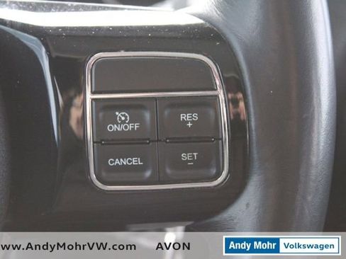 Used 2014 Jeep Wrangler Unlimited Sahara image 31