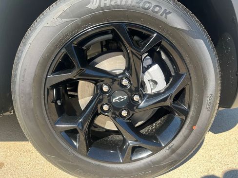 New 2026 Chevrolet Trax LT w/ Midnight Edition image 5