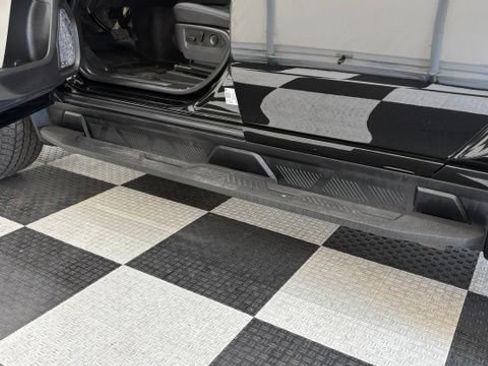 Used 2026 GMC Hummer EV SUV AWD/4WD image 34