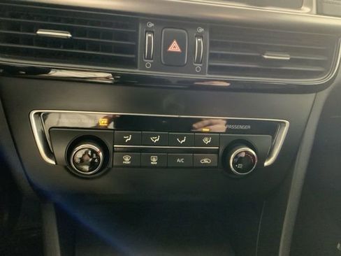 Used 2016 Kia Optima LX FWD image 21