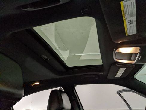 Used 2020 Dodge Charger SXT w/ Leather Interior Group RWD image 23