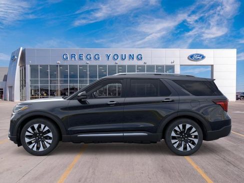 Used 2026 Ford Explorer Platinum w/ LUX Leather Package AWD/4WD image 4