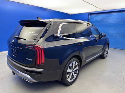 Used 2021 Kia Telluride EX w/ EX Premium Package image 7