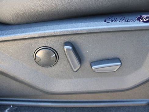 New 2026 Ford F350 Lariat w/ Black Appearance Package image 8