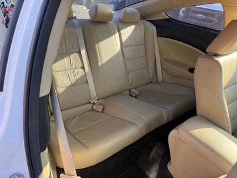 Used 2011 Honda Accord EX-L image 12