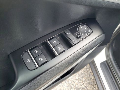 Used 2022 Kia Soul LX image 9