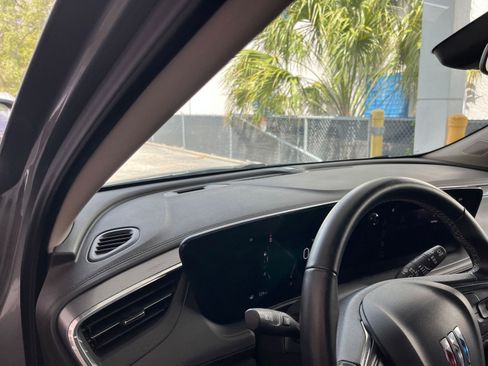 Used 2025 Buick Encore GX Preferred image 34