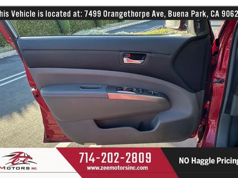 Used 2009 Toyota Prius Touring FWD image 39