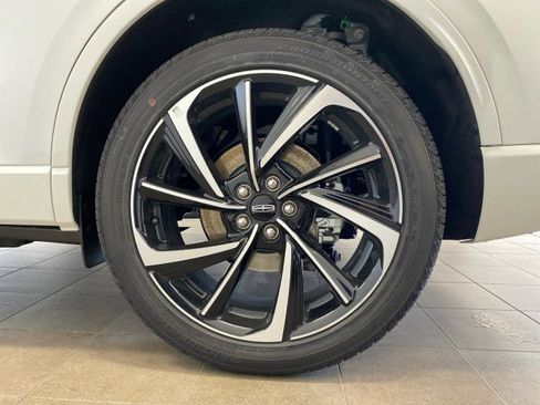 New 2025 Lincoln Corsair Grand Touring w/ Equipment Group 301A image 24