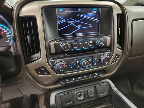 Used 2017 GMC Sierra 1500 Denali AWD/4WD image 15