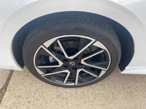 Used 2025 Nissan Sentra SR image 10