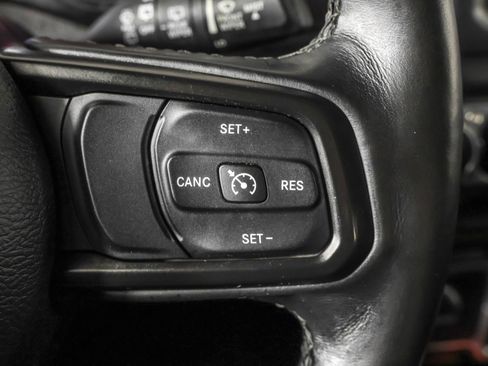Used 2021 Jeep Wrangler Unlimited Sport image 31