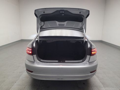 Used 2021 Volkswagen Jetta SE image 29