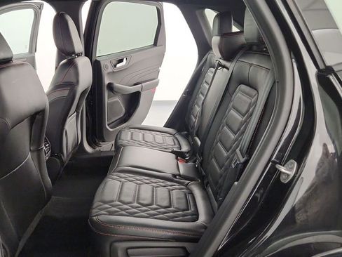 Used 2023 Ford Escape ST-Line Elite w/ Premium Technology Package AWD/4WD image 31