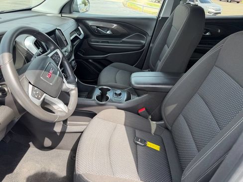 Used 2024 GMC Terrain SLE FWD image 26