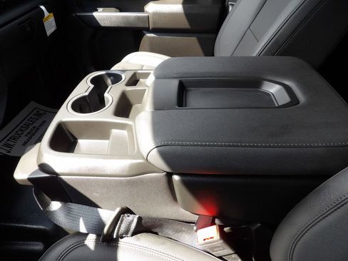 Used 2024 Chevrolet Silverado 3500 W/T w/ WT Fleet Convenience Package image 26