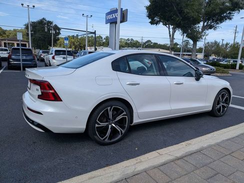 Certified 2024 Volvo S60 B5 Plus w/ Protection Package FWD image 6