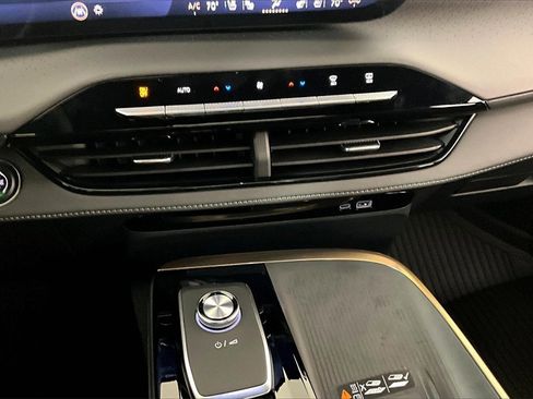 New 2026 Buick Enclave Avenir w/ Super Cruise Package image 7