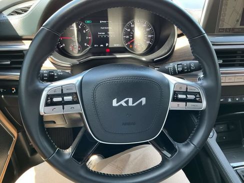 Used 2022 Kia Telluride SX w/ Towing Package FWD image 23