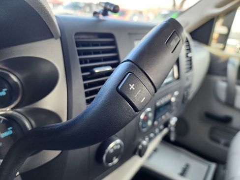 Used 2013 Chevrolet Silverado 2500 LT w/ Interior Plus Package image 40