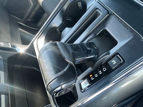 Certified 2022 Ford F150 XLT w/ Equipment Group 301A Mid image 23