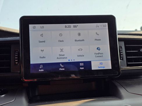 Used 2023 Ford Explorer XLT AWD/4WD image 15