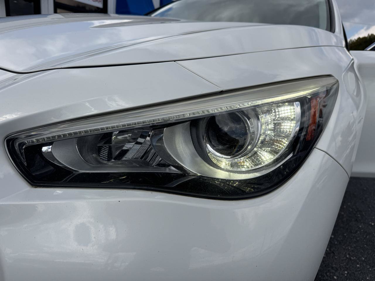 Used 2015 INFINITI Q50 w/ Moonroof Package RWD image 20