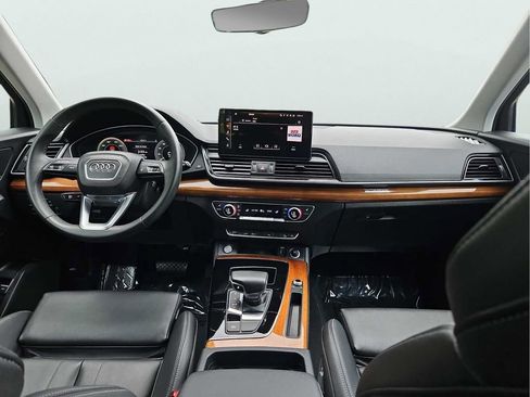 Certified 2024 Audi Q5 e Premium AWD/4WD image 30