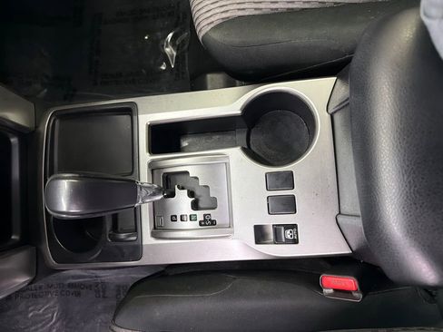 Used 2016 Toyota 4Runner SR5 RWD image 29