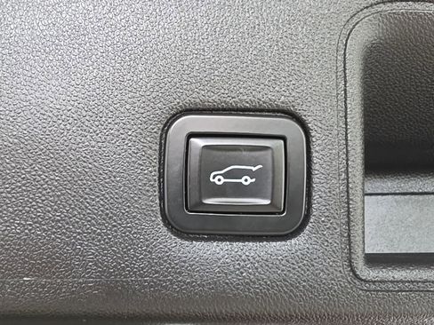 Used 2019 GMC Terrain SLE w/ Driver Convenience Package AWD/4WD image 33