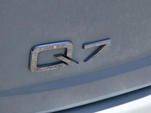 Used 2018 Audi Q7 3.0T Prestige w/ Prestige Package AWD/4WD image 42