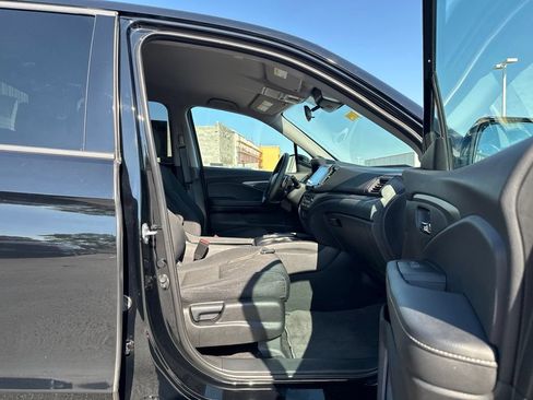 Used 2023 Honda Ridgeline Sport image 39