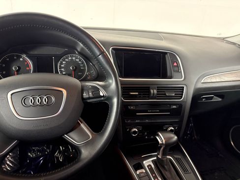 Used 2015 Audi Q5 2.0T Premium Plus w/ Technology Package AWD/4WD image 18