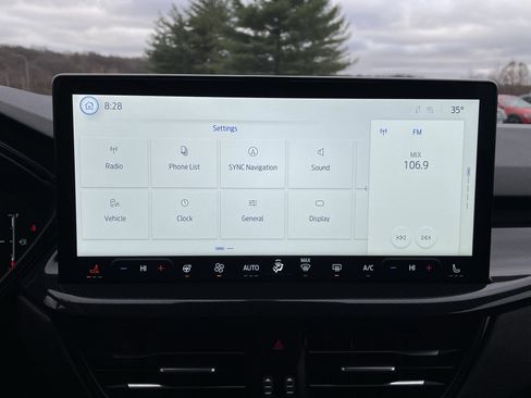 Used 2025 Ford Escape ST-Line w/ Equipment Group 301A image 29