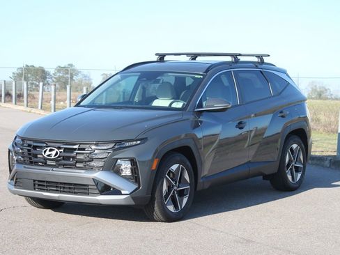 Used 2025 Hyundai Tucson SEL image 2