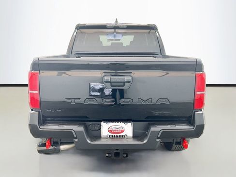 New 2025 Toyota Tacoma TRD Off-Road image 5