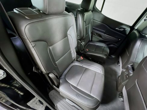 Used 2023 GMC Acadia SLT w/ Technology Package image 29