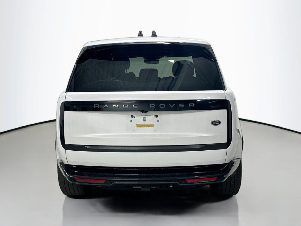 Used 2023 Land Rover Range Rover SE AWD/4WD image 10